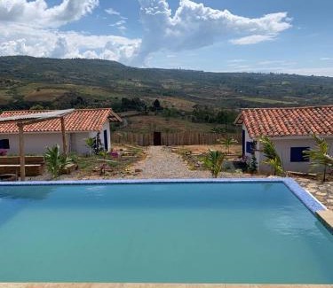 Barichara Villa | Refugio en Barichara con piscina, jardines y atardeceres únicos