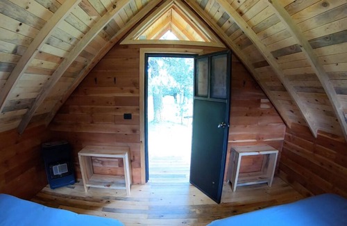 Pueblo Nuevo Cabin | Escape to Refugio en el bosque Parque La Pirámide