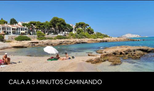 Peniscola House | Peñíscola: Oceanfront Retreat with Scenic Mountain Views