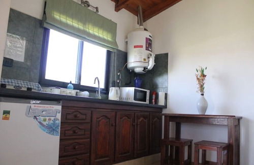 Capilla del Monte Hotel | Relax at Refugio Uritorco with Spa and Hot Tub Amenities