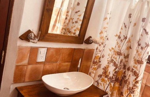 San Carlos Apartment | Explore Refugios del Callejón: Pet-Friendly Getaway
