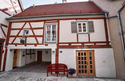 Altstadt House | Top-Rated RefuKium "Alte Gerberei" with Lake View & Spa