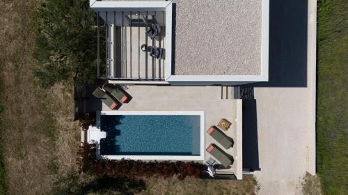 Sukosan Villa | Reful: Oceanfront Oasis with Pool & Perfect 10 Rating