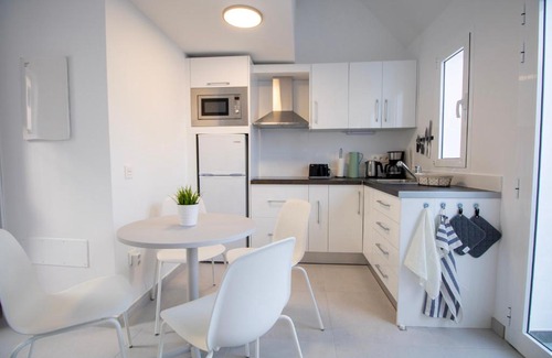 Balito Apartment | Cozy Apartment with Terrace and Pool Access for Families