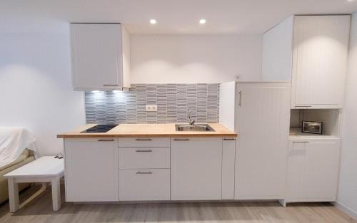 Arenas del Mar Apartment | Refurbished Loft at Seaside Sunrise, Magic Location