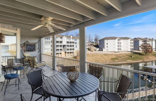 Village of Four Seasons Condo | Regatta Bay “On Lake Time” 3bedroom 3 bath condo at Lake of the Ozarks