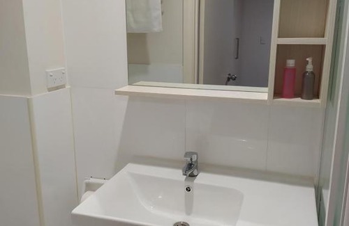 Adelaide Central Business District Apartment | Comfortable Regency Apartments in Adelaide with Kitchen Access