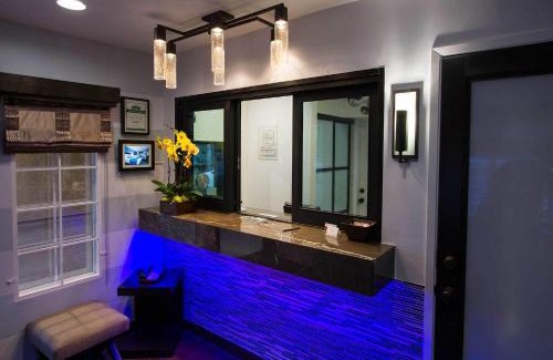 Eagle Rock Hotel | Family-Friendly Regency Inn in Los Angeles - 8.5/10 Rating
