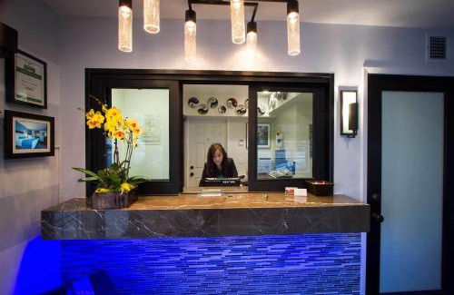 Eagle Rock Hotel | Family-Friendly Regency Inn in Los Angeles - 8.5/10 Rating