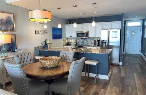 Orange Beach East Condo | Regency Isle-1004: Beachfront Access & Huge Private Balcony