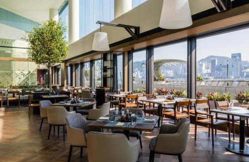 Tsim Sha Tsui Hotel | Exceptional Regent Hong Kong: Oceanfront Oasis with Pool