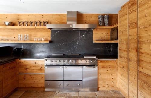 Rougemont Ski Chalet | Regent Retreat Summar