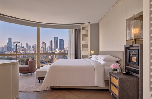 Lujiazui Hotel | Discover Regent Shanghai On The Bund: 4-Star Elegance Awaits