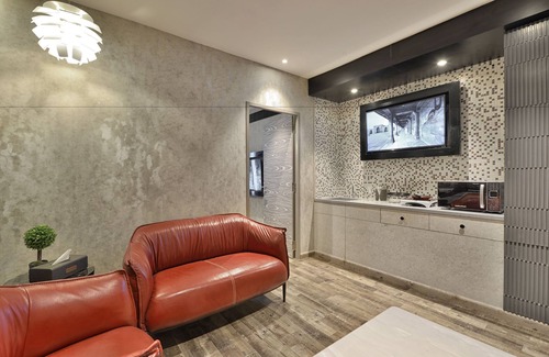 Navrangpura Hotel | Elegant Regenta Central Antarim Ahmedabad with Spa & Dining