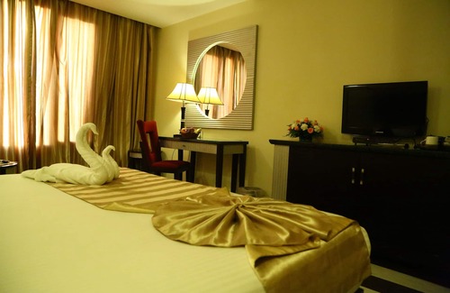 Royapettah Hotel | Comfortable Stay at Regenta Central Deccan with Spa & Dining