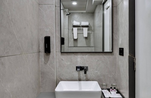 Jamnagar Hotel | Comfortable Stay at Regenta Inn Motikhavdi Jamnagar