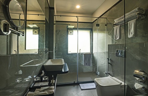 Sambalpur Hotel | Welcoming Regenta Inn Sambalpur: Family-Friendly Comfort
