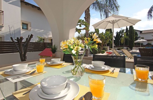 Ayia Thekla Villa | Regina Villa: Family-Friendly Getaway with Oceanfront Pool