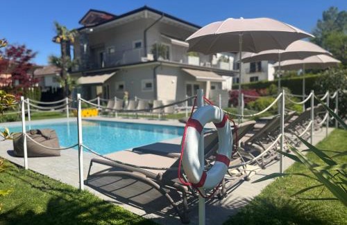 Feriolo Apartment | Regina e Oriente: Oceanfront Haven with Pet-Friendly Perks