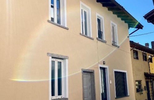 Feriolo Apartment | Regina e Oriente - La casa del Moro with Pool & Family Fun