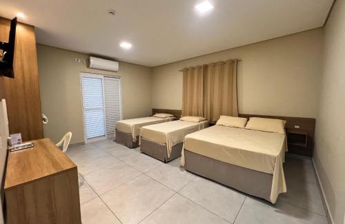 Registro Hotel | Regis Hotel: Accessible Comfort with Breakfast Included