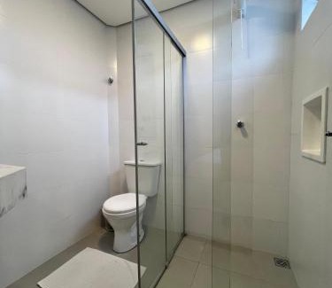 Registro Hotel | Regis Hotel: Accessible Comfort with Breakfast Included