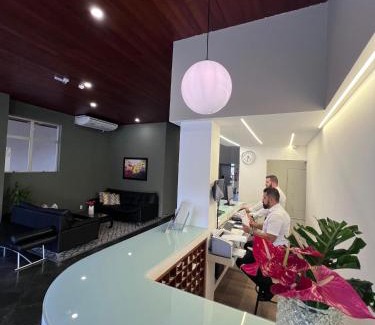 Registro Hotel | Regis Hotel II: Family-Friendly Stay with High Guest Ratings