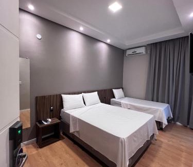 Registro Hotel | Regis Hotel II: Family-Friendly Stay with High Guest Ratings