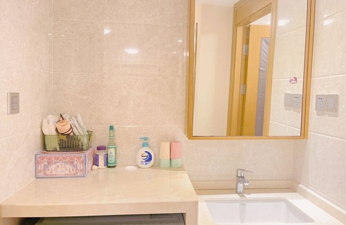 Sampaloc House | Spacious Two-Bedroom Apartment with Cooking Amenities