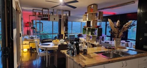 Gellibrand Lower Villa | Relax and Reconnect at Rehab155: A 4-Star Retreat