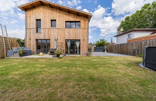 Salles House | Rehabilitated hay dryer near Bordeaux and the Bay of Arcachon