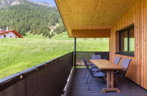 Obernberg am Brenner Apartment | Delightful Rehwiese: Child-Friendly Retreat with Top Ratings