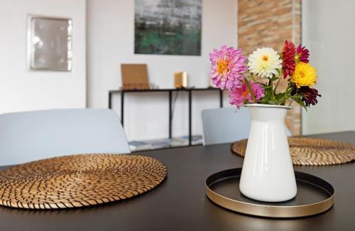 Radolfzell am Bodensee Apartment | Family-Friendly Retreat at Reif Markelfingen - Rated 9.3/10
