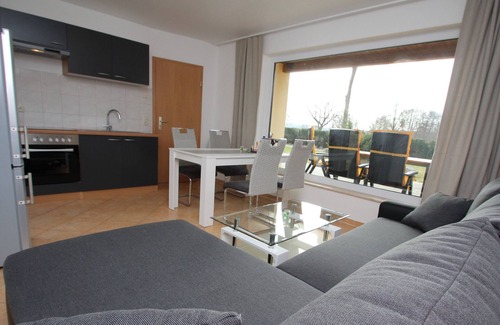 Klein Labenz House | Discover Reihenhaus in Nature Park by Groß Labenzer See