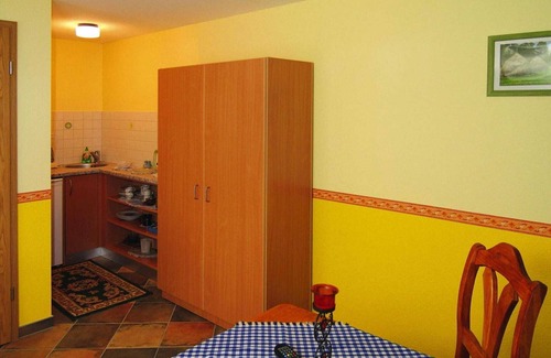 Lubben House | Cozy Bungalow in Lübben with Parking & Breakfast Included