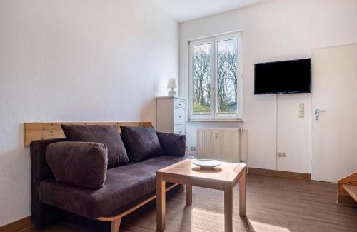 Muritz House | Pet-Friendly Terraced House with WiFi & 10/10 Guest Rating