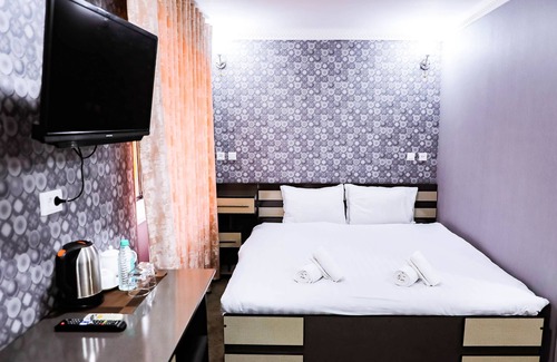 Kokand Hotel | Budget-Friendly Reikartz Kokand: Family and Dining Perks