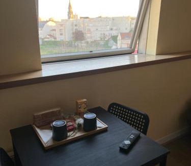 Courlancy Apartment | Budget-Friendly Stay at Reims Porte de Paris with Breakfast