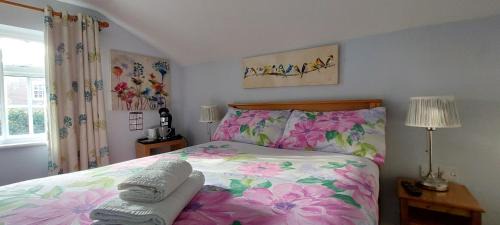 Southwell House | Cozy Reindeer Accommodation with Breakfast & Pet-Friendly Stay