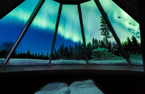 Sirkka Hotel | Experience Levi Northern Lights Huts: Family-Friendly Retreat