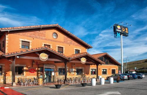 Reinosa Hotel | Budget-Friendly Retreat at Reinosa Atalaya-La Vega
