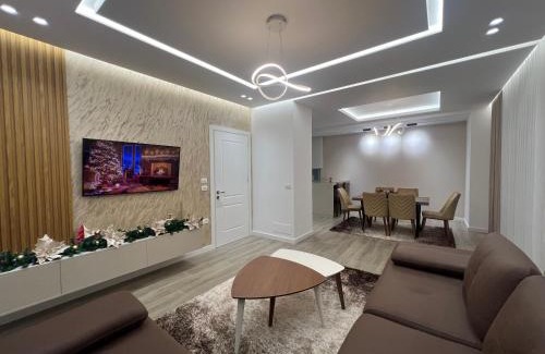 Korce Apartment | Top-Rated Rei’s Apartment in Korce: Family-Friendly Stay