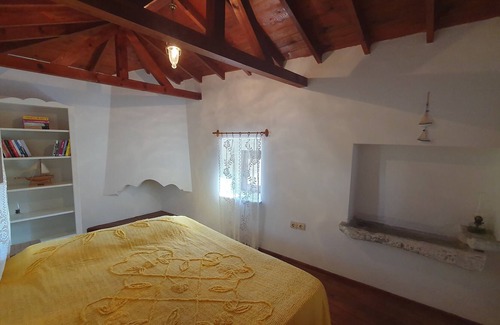 Cesme Villa | Experience History at Reisdere's 100-Year-Old Stone House