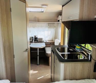 Reinickendorf Other | Oceanfront Retreat at Reisemobil Zentrum Berlin - 9.4/10