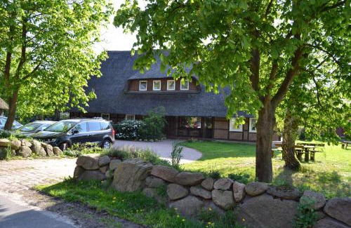 Marleben Apartment | Family-Friendly Retreat at Reit- und Bauernhof Klaucke