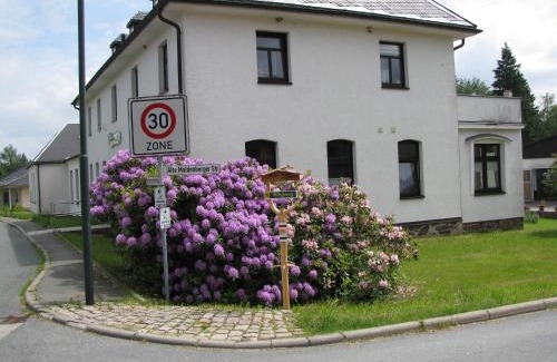 Hohenluftkurort Grunbach House | Pet-Friendly Stay at Reiterhof & Pension Lienemann, Rated 8.3