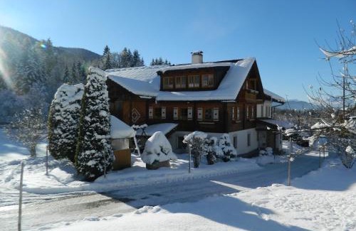 Russbach am Pass Gschuett Apartment | Reiters-Ferienhaus: Guest Rated 9.6 with Family-Friendly Amenities