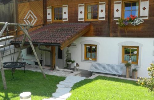 Russbach am Pass Gschuett Apartment | Reiters-Ferienhaus: Guest Rated 9.6 with Family-Friendly Amenities