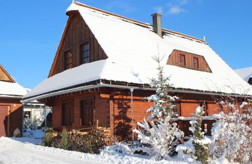 Liptovsky Trnovec Resort | Pet-Friendly Rekreačné Chalupy with Family Amenities Await