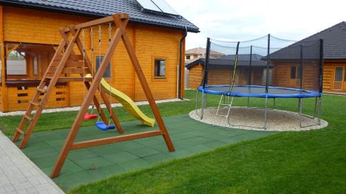 Velky Slavkov House | Child-Friendly Rekreačné chaty Bedolandia - Guest Rated 10/10